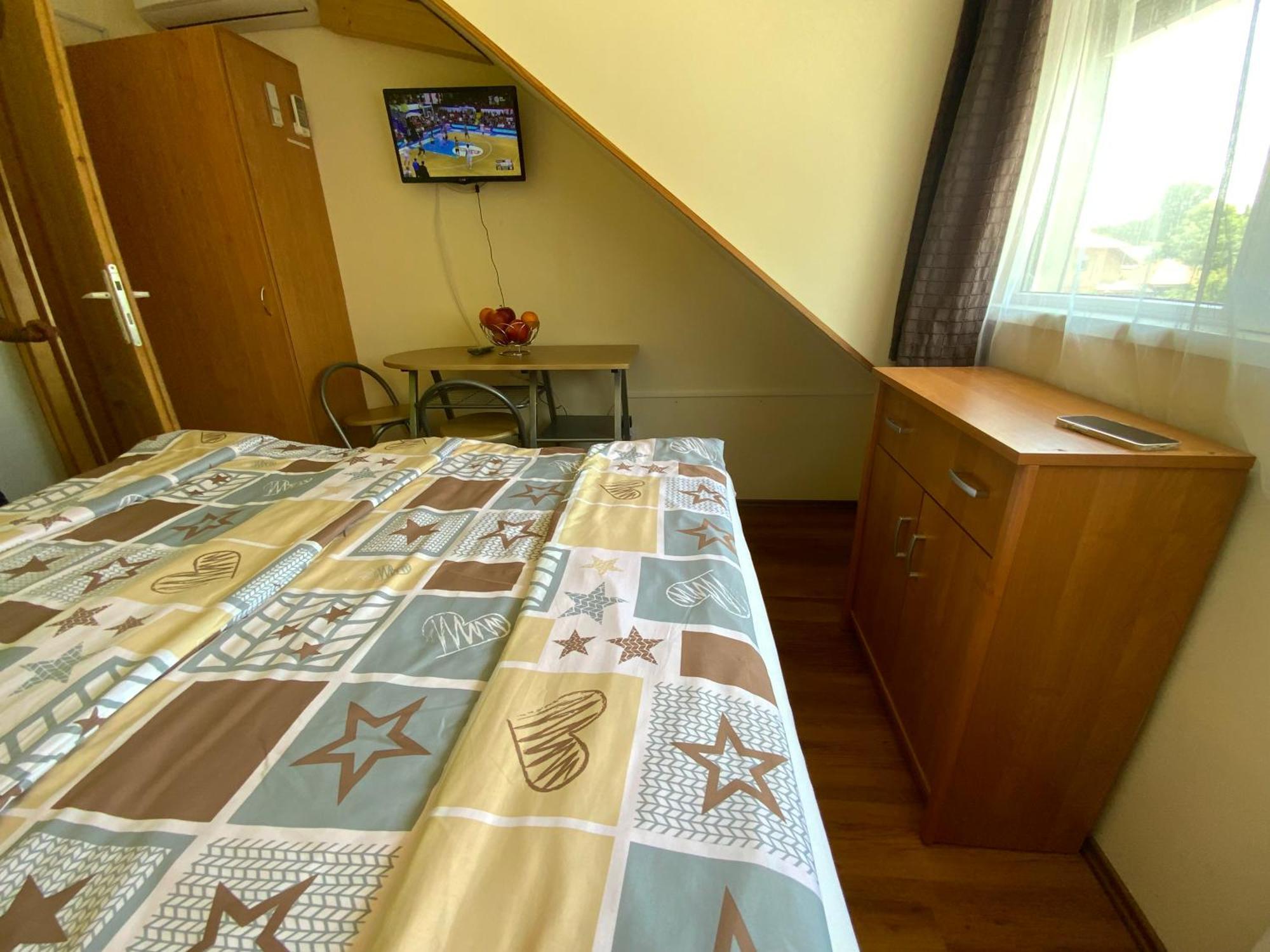 Elso Fecske Apartmanok Siófok Zewnętrze zdjęcie