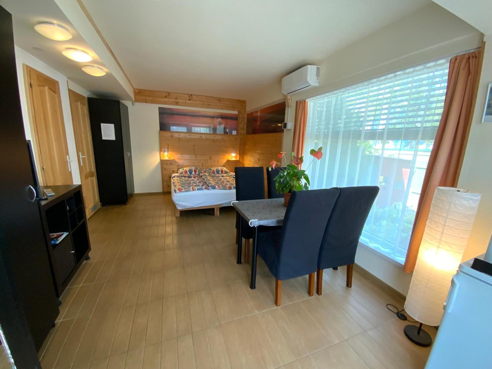 Elso Fecske Apartmanok Siófok Zewnętrze zdjęcie
