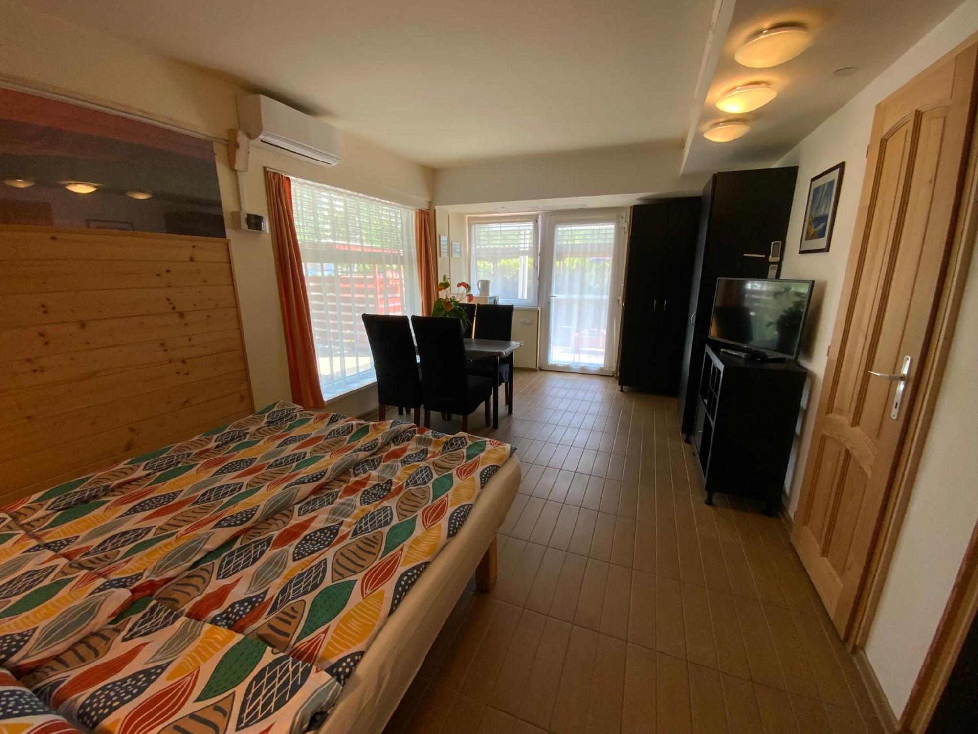 Elso Fecske Apartmanok Siófok Zewnętrze zdjęcie
